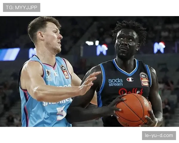 伊萨克森在近期比赛中表现出色，助力队伍取得关键胜利，状态回暖。