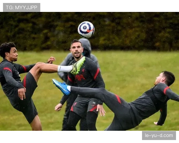 亨德森展现稳定表现，球队连胜走势值得关注