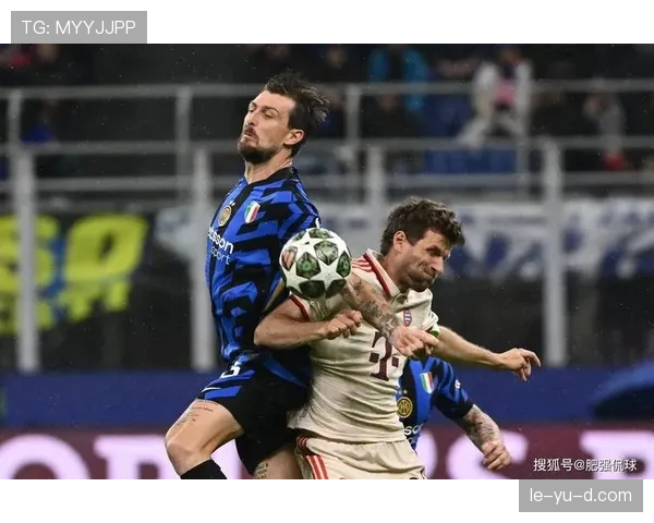 劳塔罗持球时进攻停滞,国米进攻体系隐患逐步显现 劳塔罗持球时进攻停滞,国米进攻体系隐患逐步显现